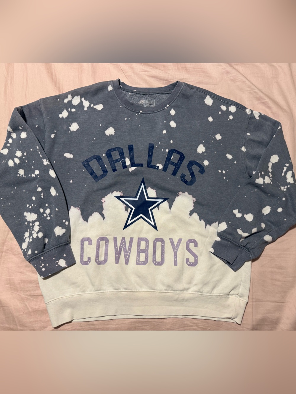Dallas Cowboys Women’s Bleach Dye Fleece Sweatshirt Gray/Cream Cozy Pullover
